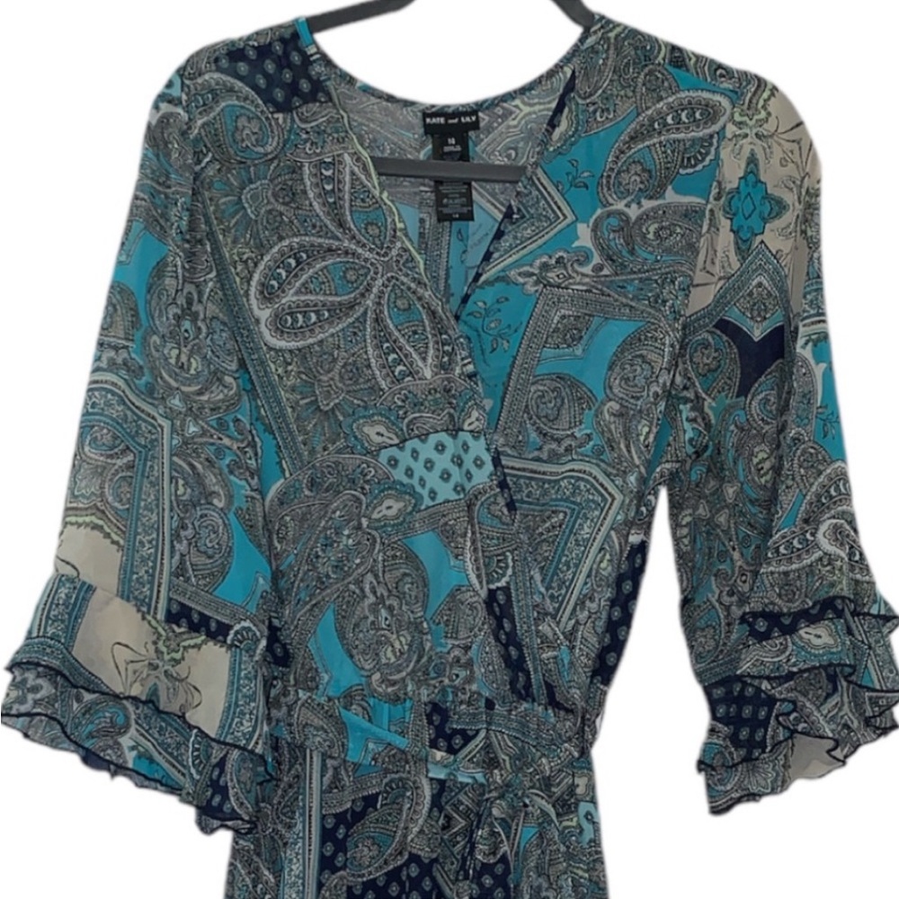 K&L Paisley Dress w Accent